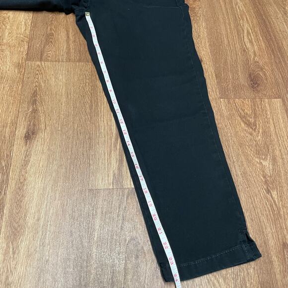 Levis Classic Slim Fit Stretch Dark Black Cropped Mom Jeans Size 8 Misses - Picture 9 of 9